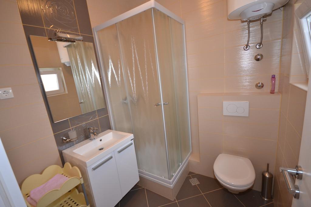 Apartment Smokrovic Стариград-Пакленица Стая снимка