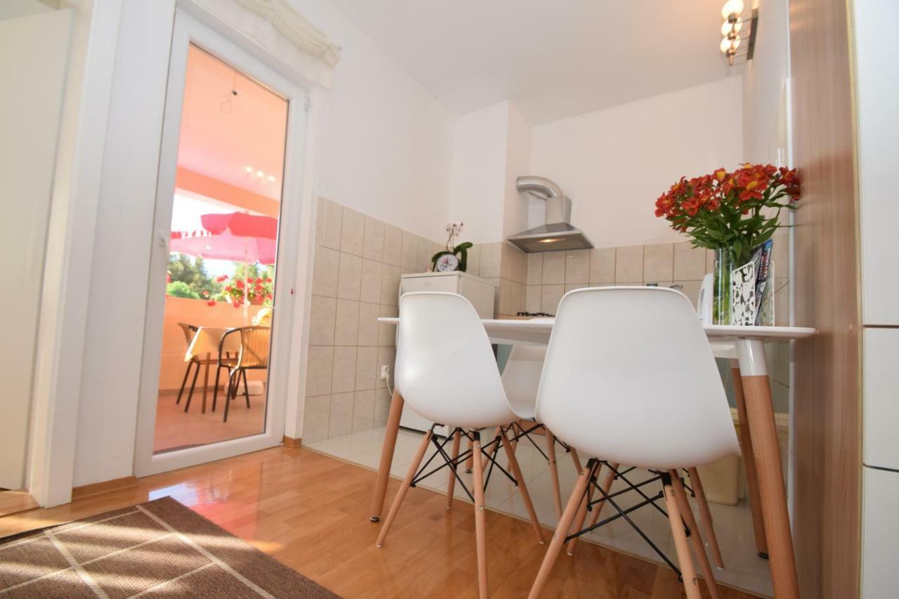 Apartment Smokrovic Стариград-Пакленица Екстериор снимка