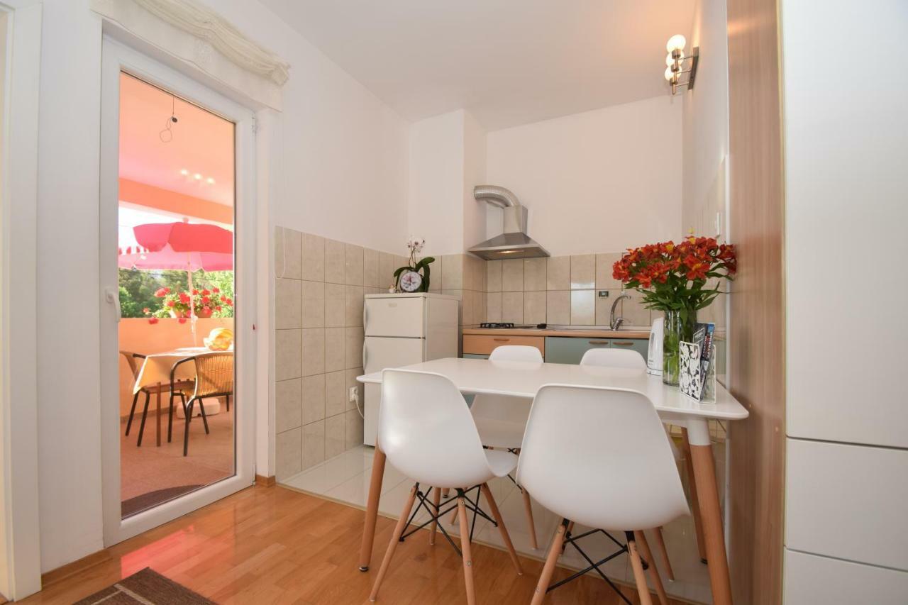 Apartment Smokrovic Стариград-Пакленица Екстериор снимка