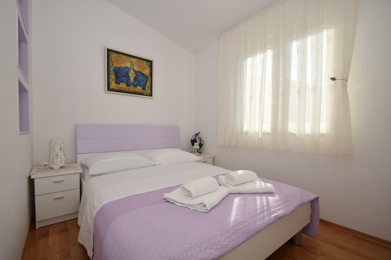Apartment Smokrovic Стариград-Пакленица Екстериор снимка