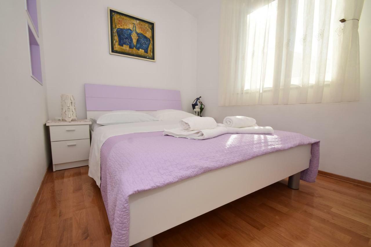 Apartment Smokrovic Стариград-Пакленица Екстериор снимка